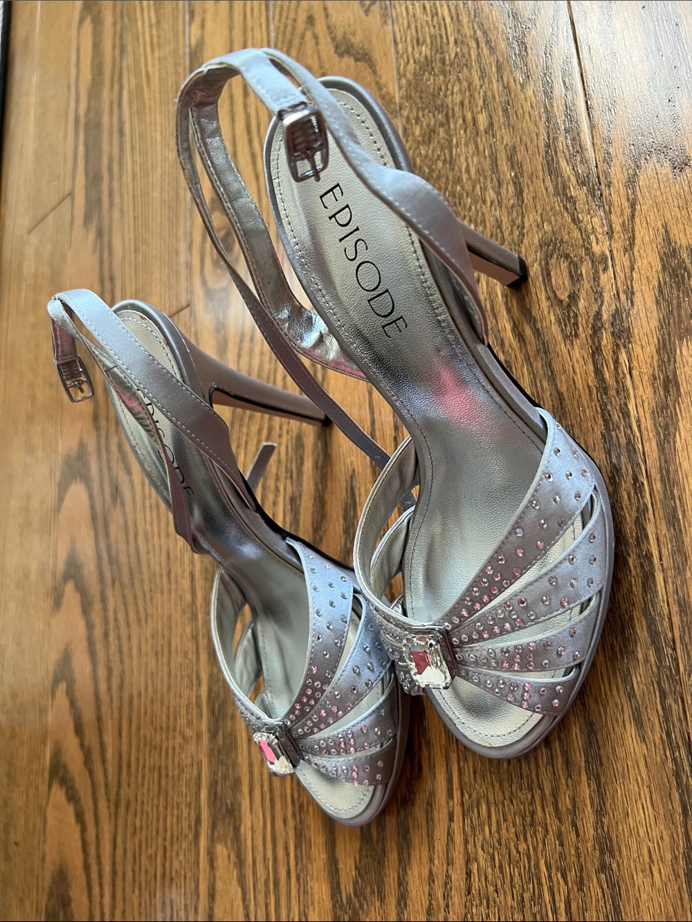 Episode Silver Slingback Heels with Crystal Accents Brand New never worn out